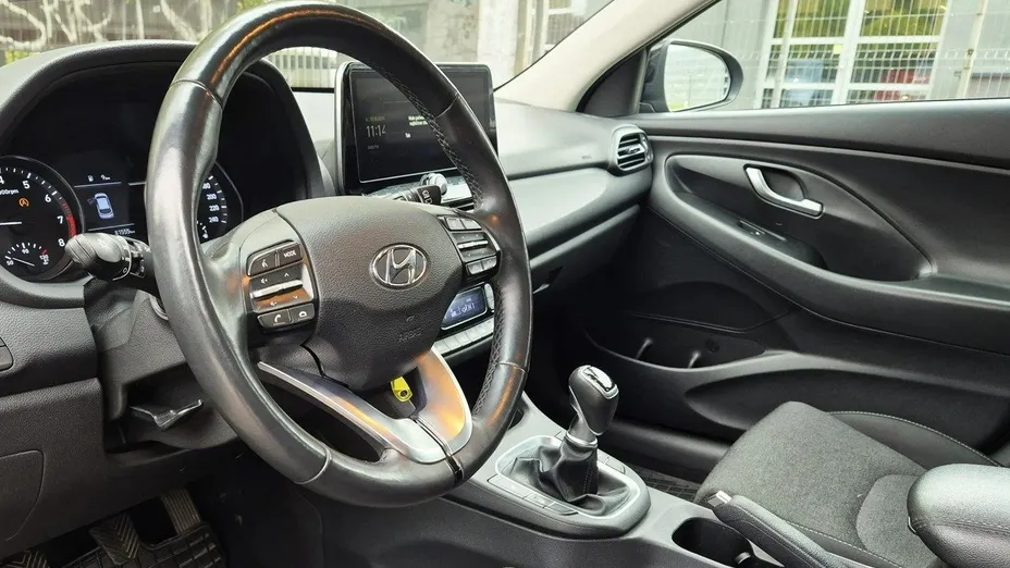 HYUNDAI i30 i30 1.0 T-GDI Smart