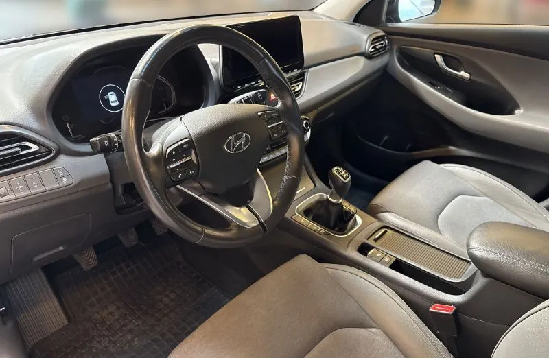HYUNDAI i30 i30 1.5 T-GDI 48V Executive