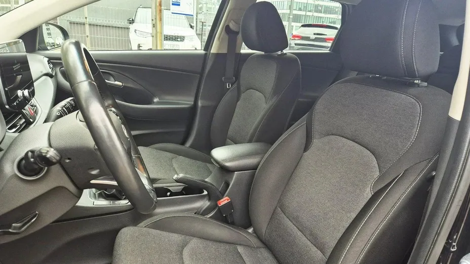 HYUNDAI i30 i30 1.0 T-GDI Smart