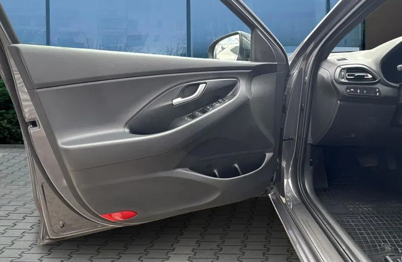 HYUNDAI i30 i30 1.5 T-GDI 48V Smart DCT