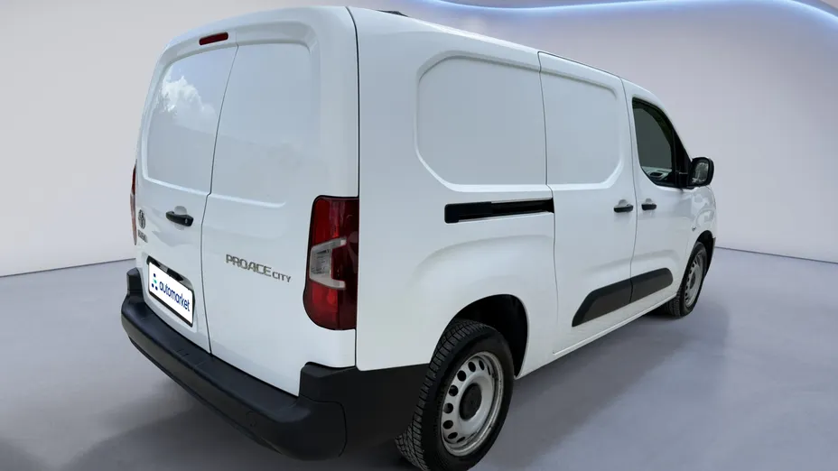 TOYOTA Proace City Proace City 1.5 D-4D Long 2,4t Active