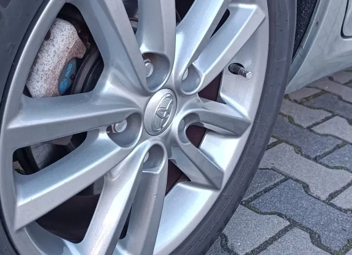 TOYOTA Auris Auris 1.6 Active