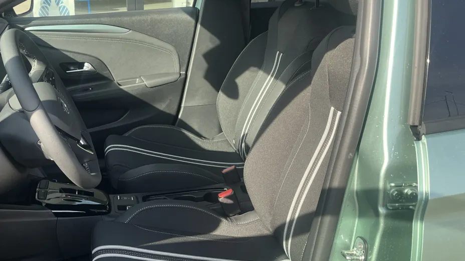 OPEL Corsa Corsa 1.2 T mHEV Yes 2025 eDCT Nowy