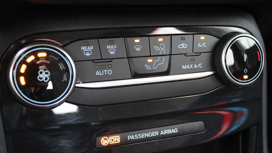 FORD Puma Puma 1.0 EcoBoost mHEV Titanium