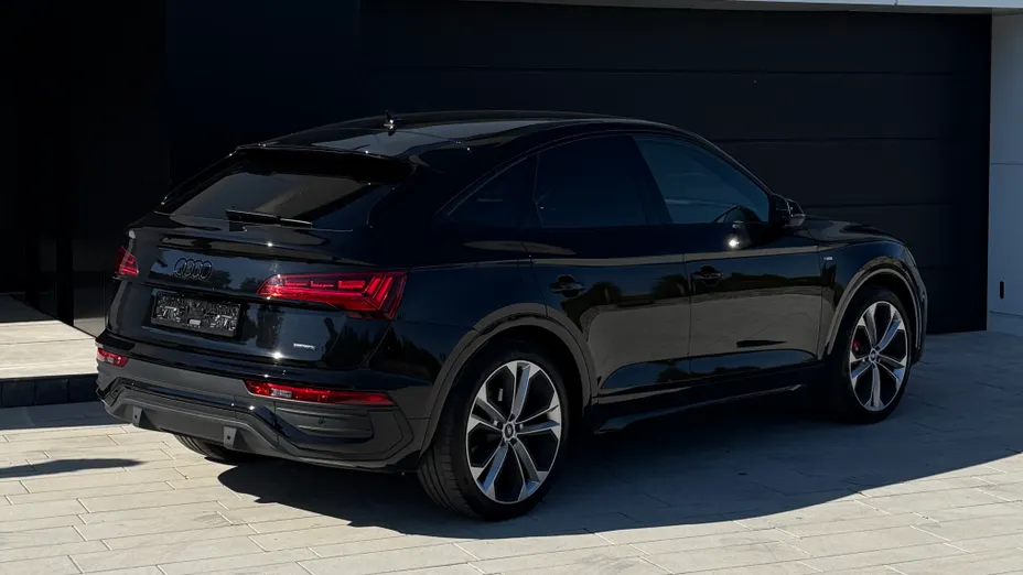 AUDI Q5 Sportback -