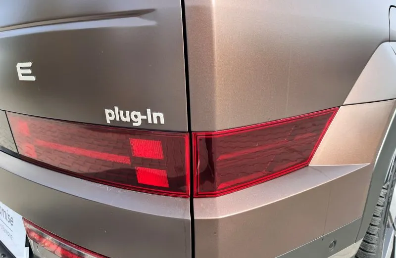 HYUNDAI Santa Fe Santa Fe 1.6 T-GDI PHEV Platinum 4WD aut 7os.