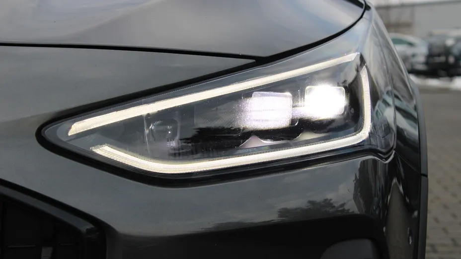 FORD Focus Focus 1.5 EcoBlue SCR Active aut