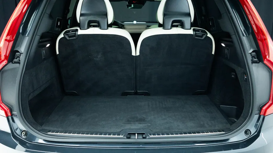 VOLVO XC90 XC90 B5 D AWD R-Design 7os aut