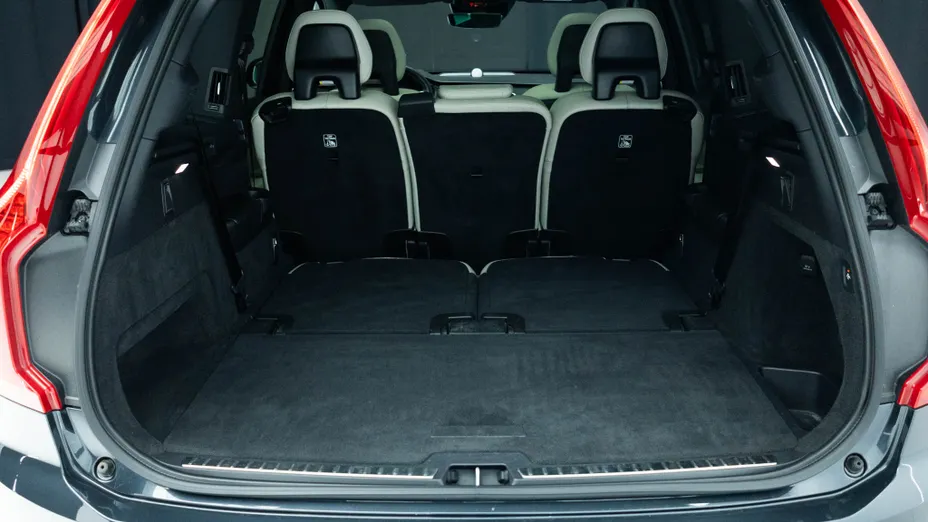 VOLVO XC90 XC90 B5 D AWD R-Design 7os aut