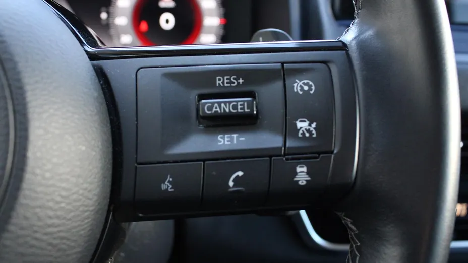 NISSAN Qashqai Qashqai 1.3 DIG-T mHEV N-Connecta Xtronic