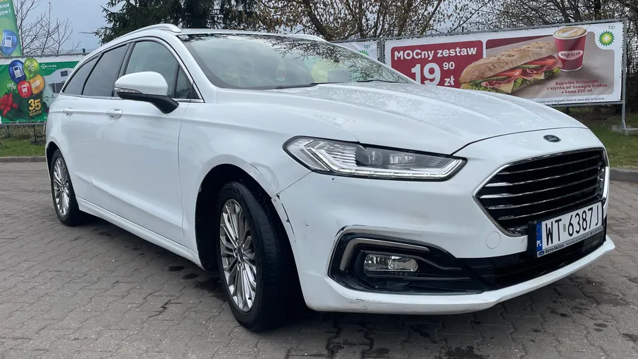 FORD Mondeo Mondeo 2.0 Hybrid Titanium