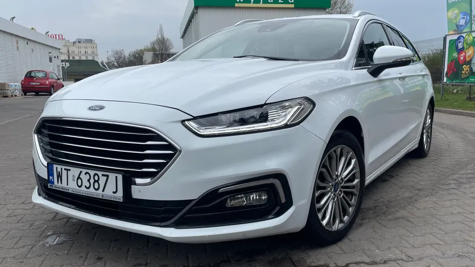 FORD Mondeo Mondeo 2.0 Hybrid Titanium