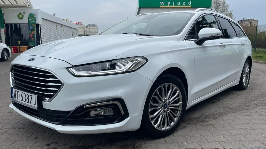 FORD Mondeo Mondeo 2.0 Hybrid Titanium