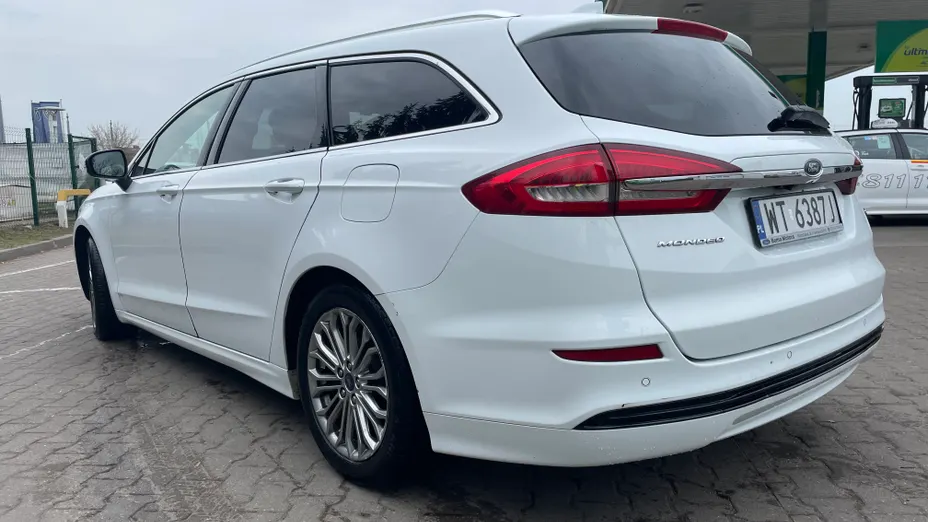 FORD Mondeo Mondeo 2.0 Hybrid Titanium