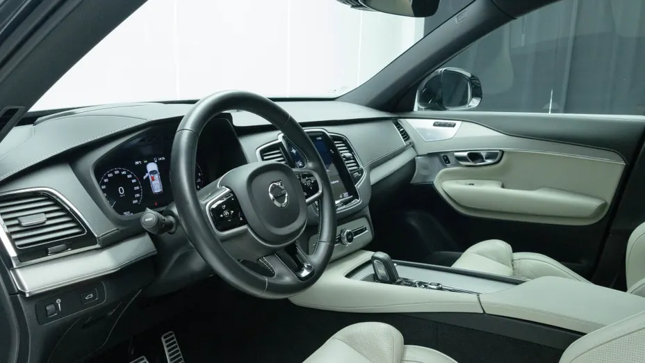 VOLVO XC90 XC90 B5 D AWD R-Design 7os aut