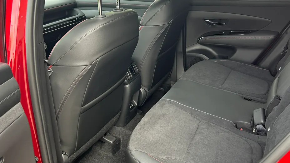 HYUNDAI Tucson Tucson 1.6 T-GDi HEV N-Line 2WD aut Nowy