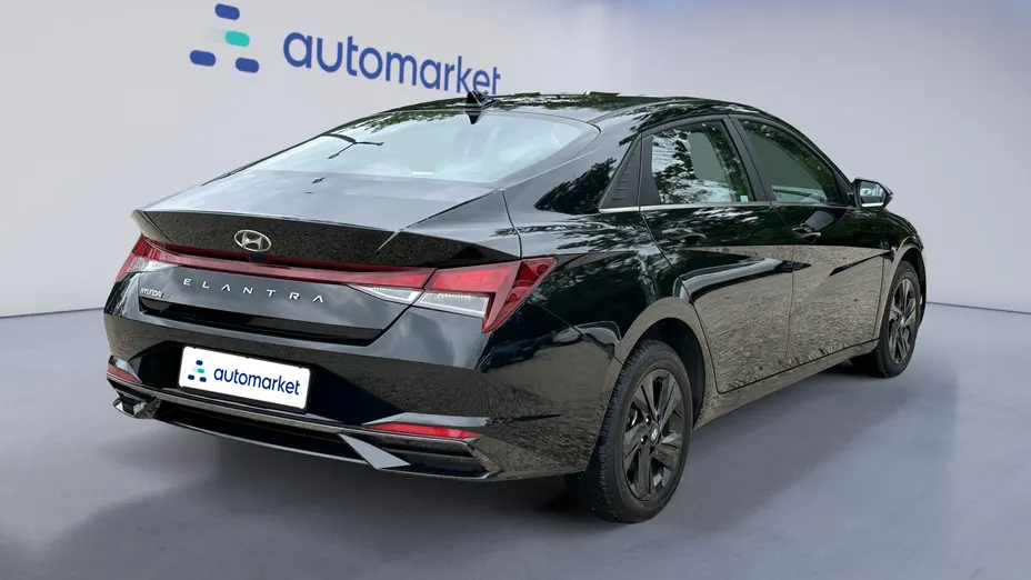 HYUNDAI Elantra Elantra 1.6 Smart CVT