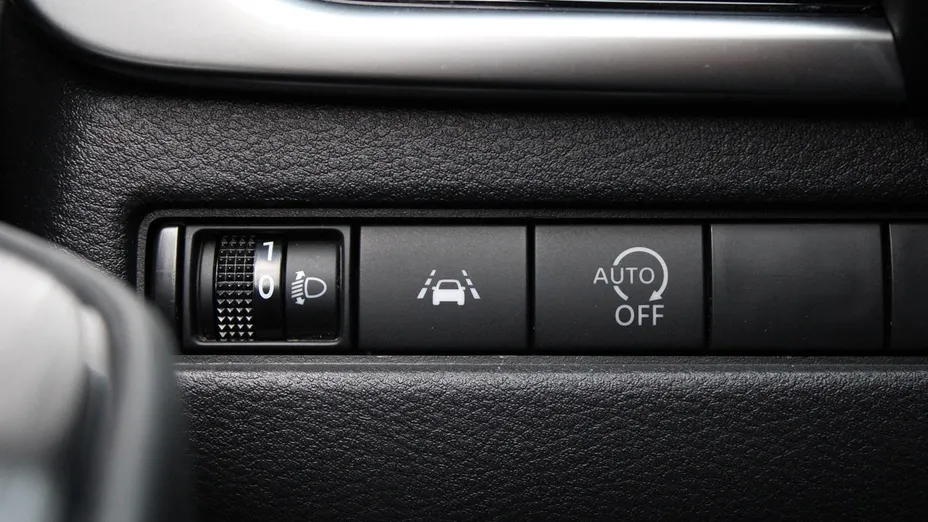 NISSAN Qashqai Qashqai 1.3 DIG-T mHEV N-Connecta Xtronic