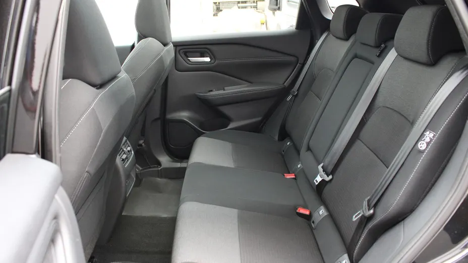 NISSAN Qashqai Qashqai 1.3 DIG-T mHEV N-Connecta Xtronic