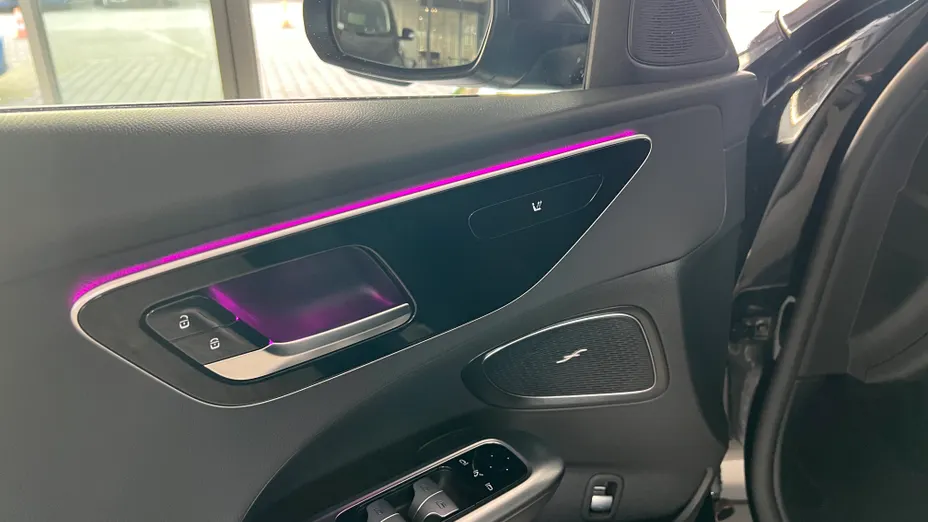 MERCEDES-BENZ C Klasa C 300 d mHEV Avantgarde