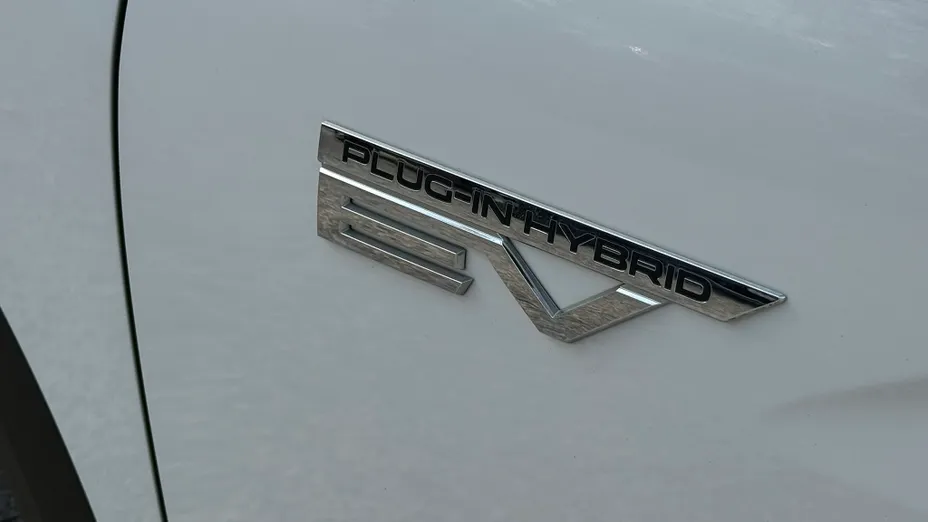 MITSUBISHI Eclipse Cross Eclipse Cross 2.4 PHEV Intense Plus