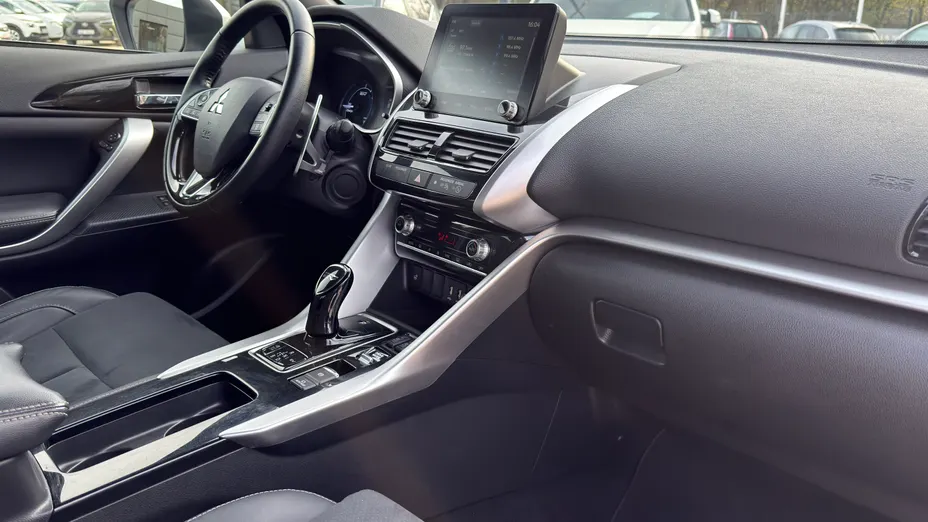 MITSUBISHI Eclipse Cross Eclipse Cross 2.4 PHEV Intense Plus