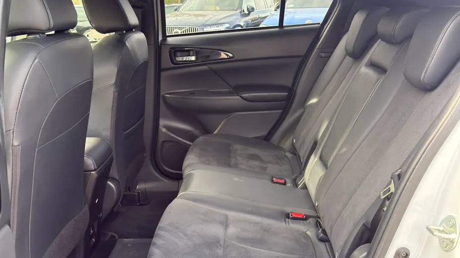 MITSUBISHI Eclipse Cross Eclipse Cross 2.4 PHEV Intense Plus