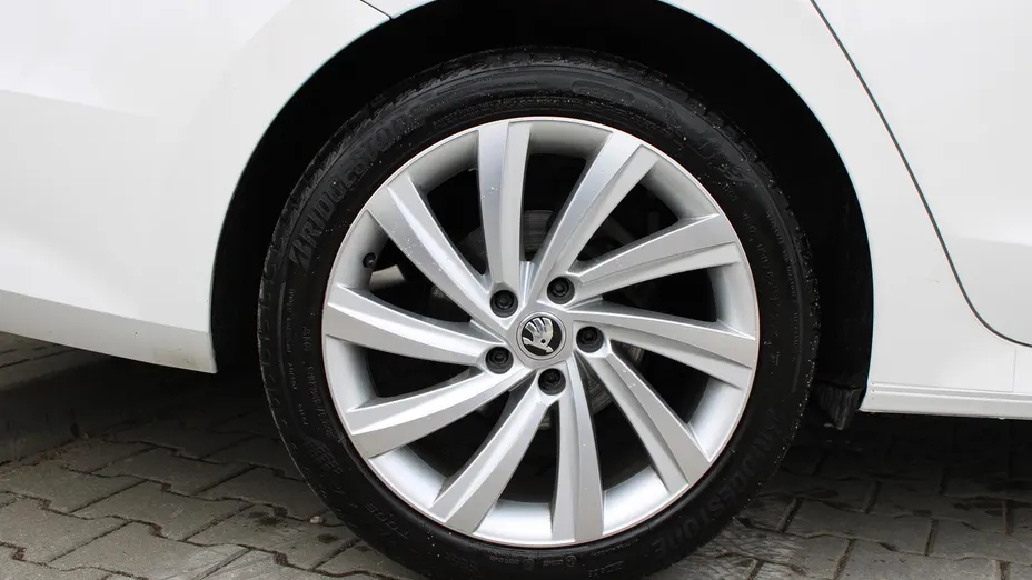 SKODA Octavia Octavia 2.0 TDI Ambition DSG