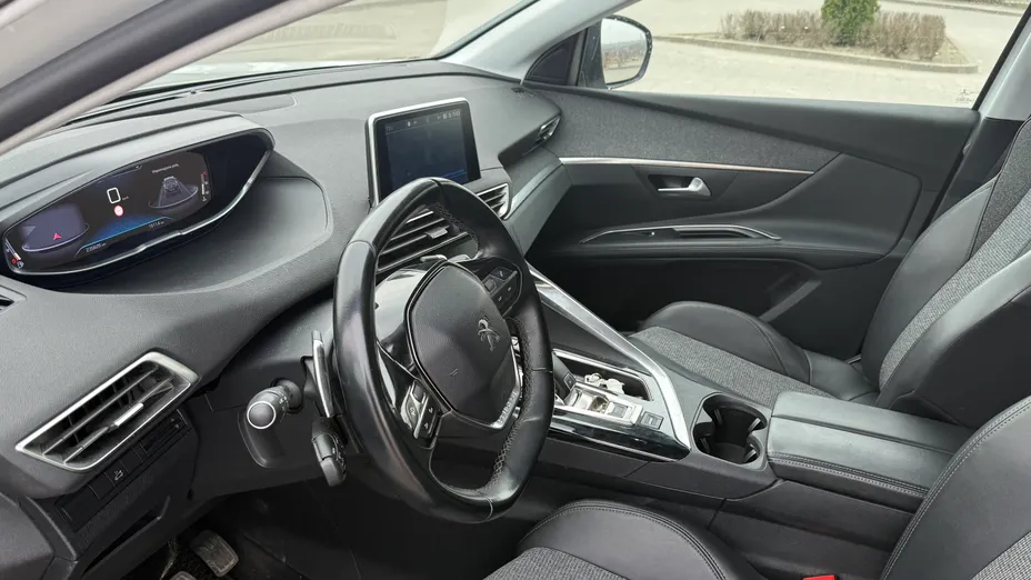 PEUGEOT 5008 5008 1.5 BlueHDI Active S&S EAT8