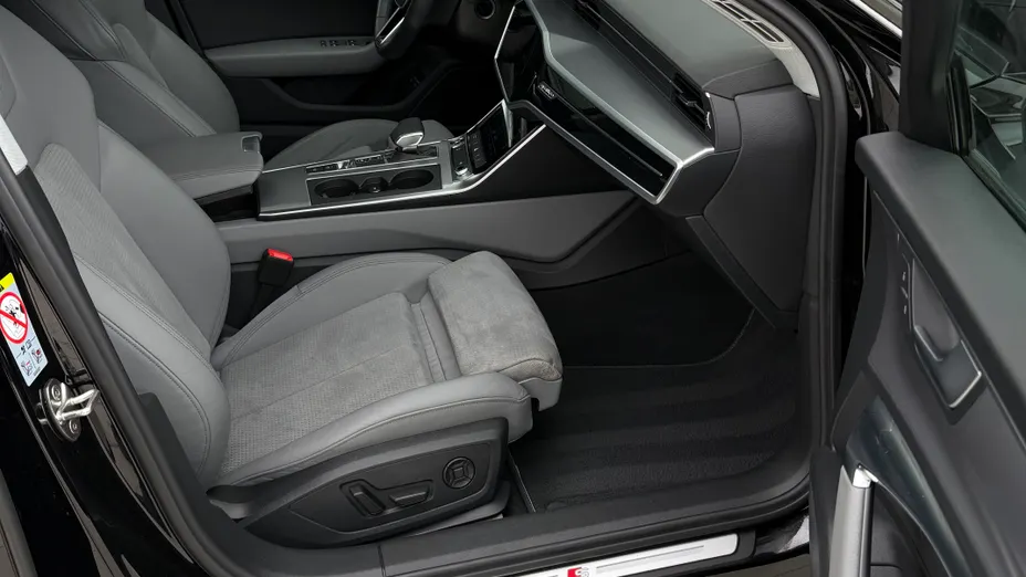 AUDI A6 A6 55 TFSI e PHEV Quattro S Line S tronic