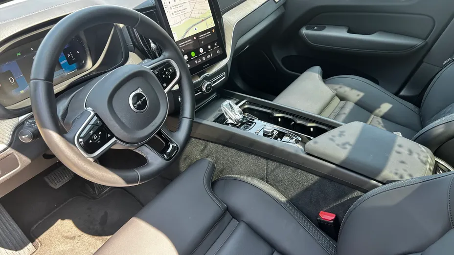 VOLVO XC60 XC60 B5 B AWD Ultra Dark aut