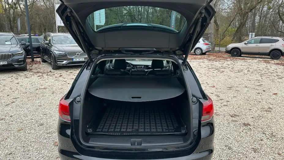 OPEL Astra Astra V 1.4 T Elite