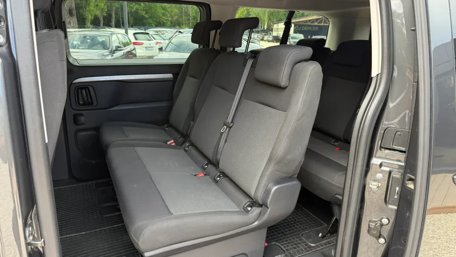 PEUGEOT Traveller Traveller 2.0 BlueHDi Long Business VIP EAT8