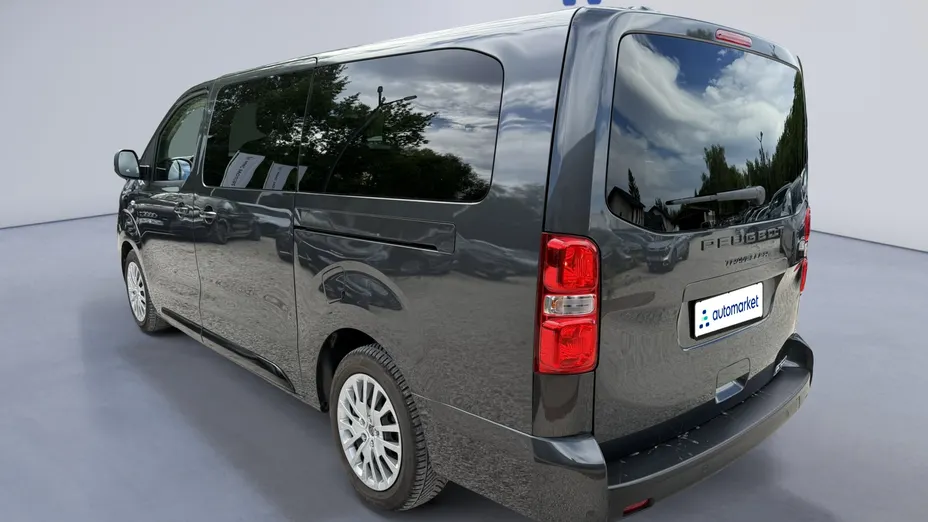 PEUGEOT Traveller Traveller 2.0 BlueHDi Long Business VIP EAT8