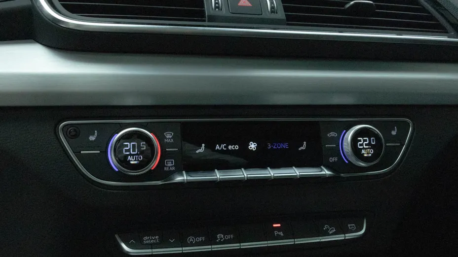 AUDI Q5 Q5 40 TDI mHEV Quattro S Line S tronic