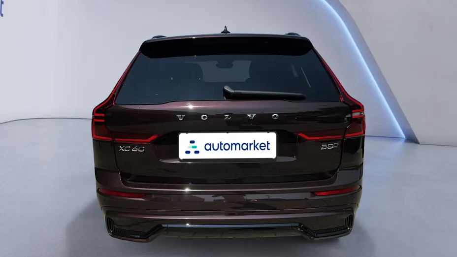 VOLVO XC60 XC60 B5 B AWD Ultra Dark aut