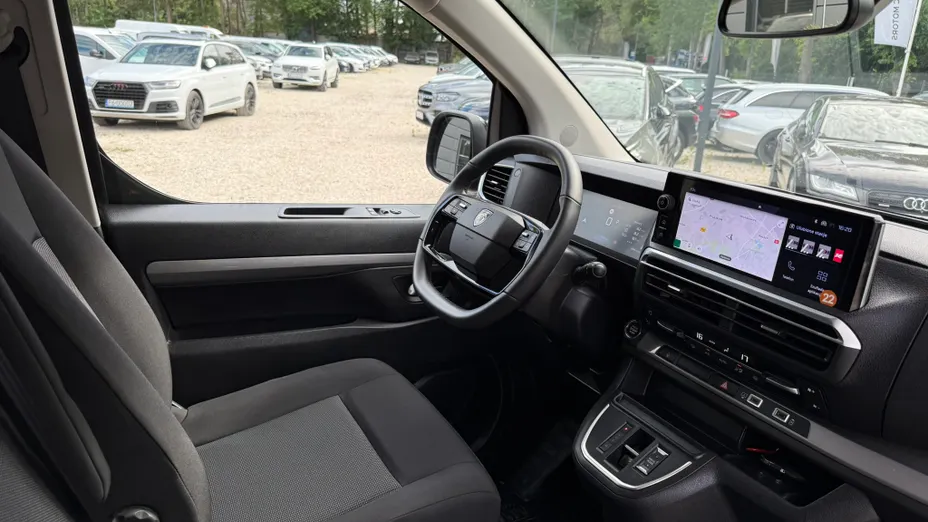 PEUGEOT Traveller Traveller 2.0 BlueHDi Long Business VIP EAT8