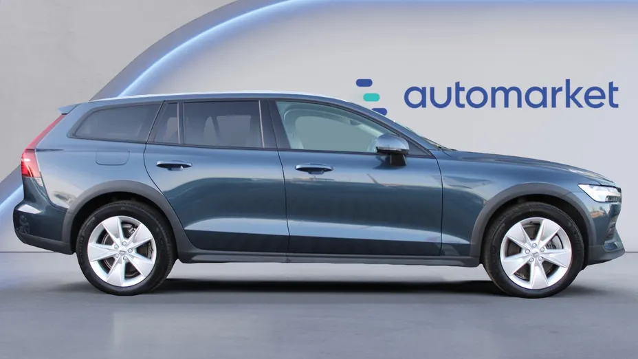 VOLVO V60 V60 CC B4 D AWD aut