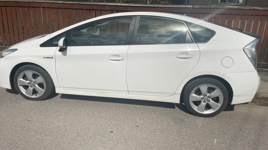 TOYOTA Prius Prius 1.8 Hybrid Executive