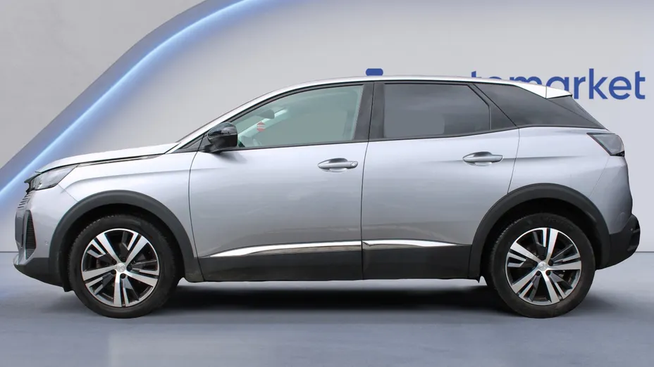 PEUGEOT 3008 3008 1.5 BlueHDi Allure S&S EAT8