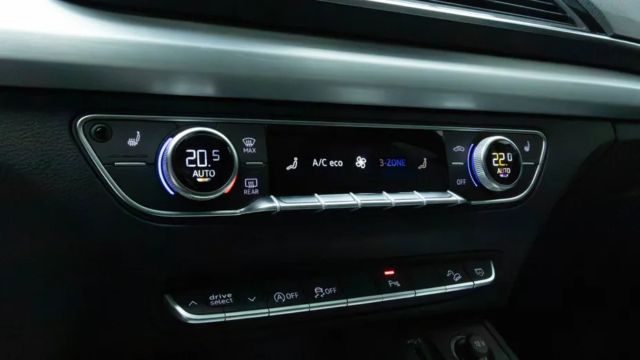 AUDI Q5 Q5 40 TDI mHEV Quattro S Line S tronic