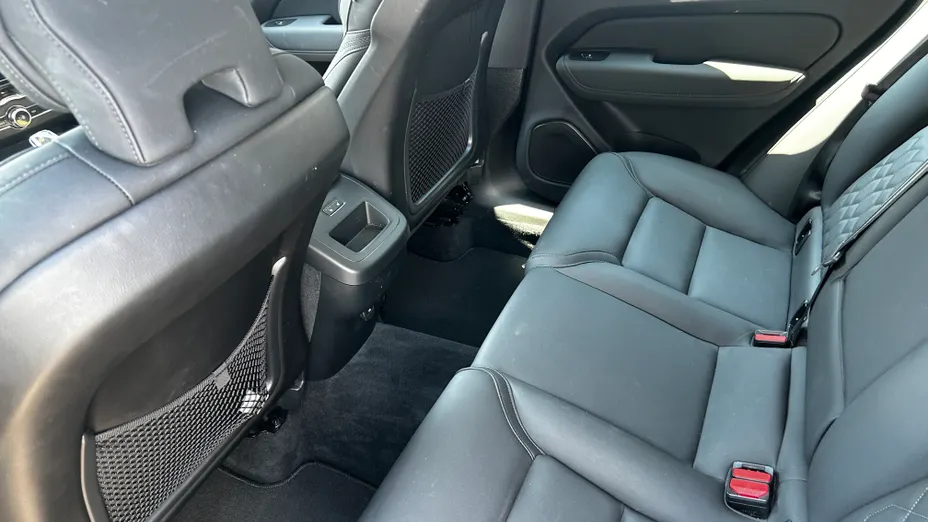 VOLVO XC60 XC60 B5 B AWD Plus Dark aut