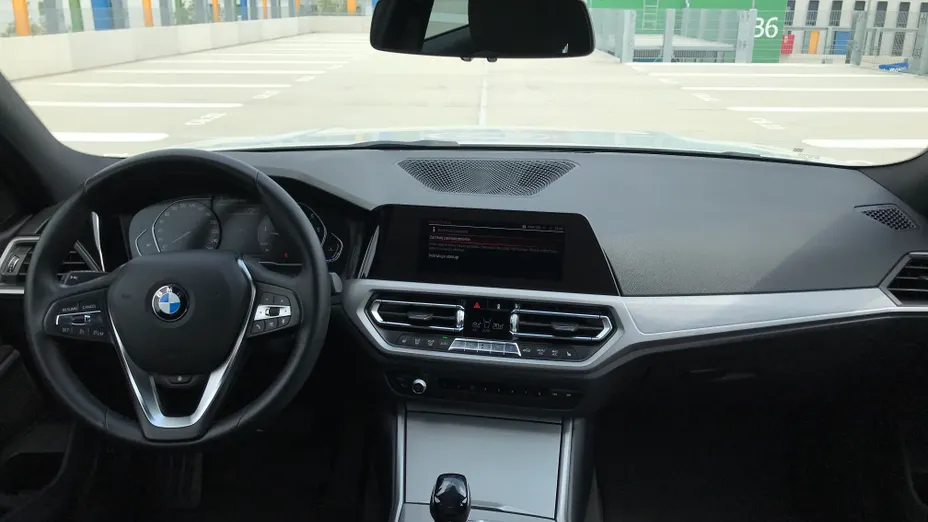 BMW Seria 3 320i GPF xDrive aut