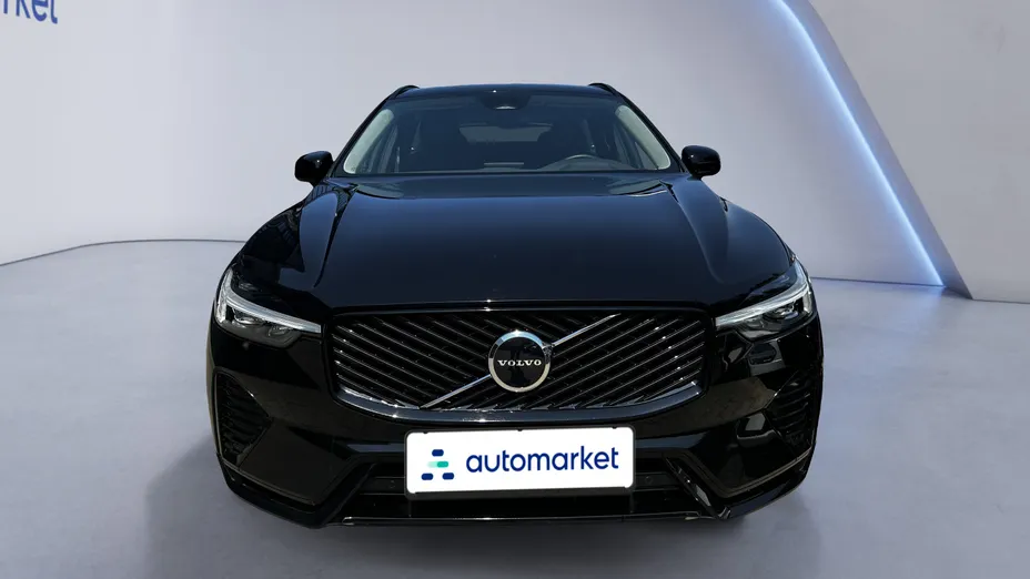 VOLVO XC60 XC60 B5 B AWD Plus Dark aut