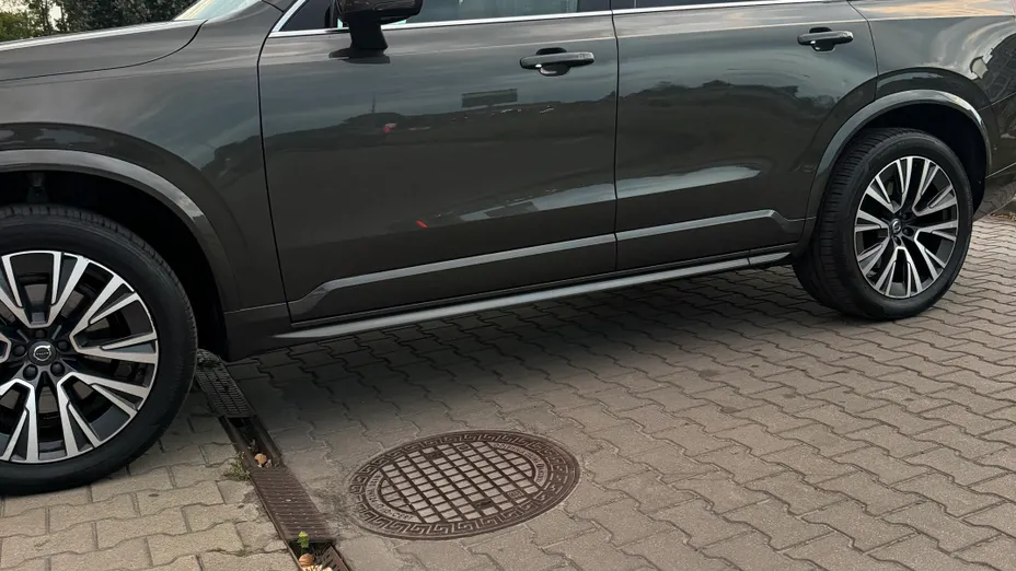 VOLVO XC90 -