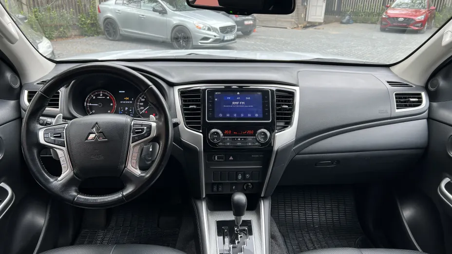 MITSUBISHI L 200 L200 2.2 d DC Instyle Plus aut