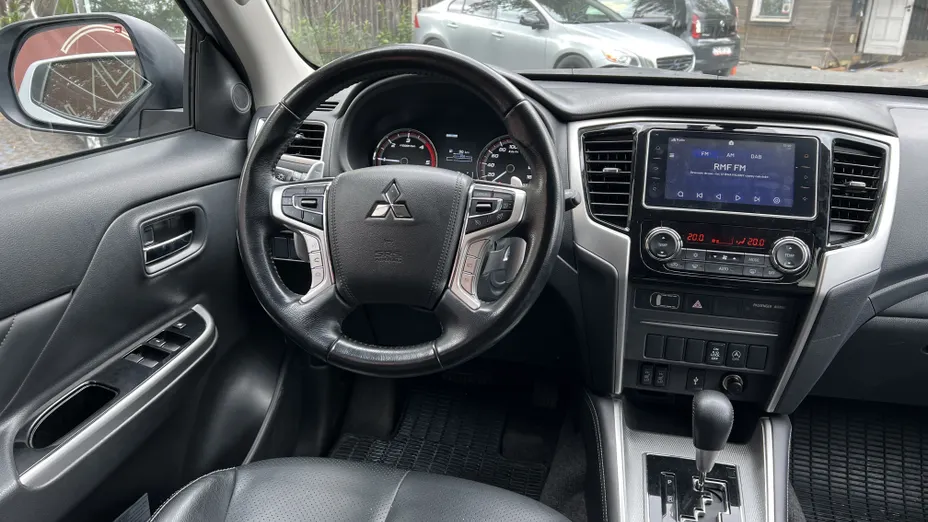 MITSUBISHI L 200 L200 2.2 d DC Instyle Plus aut