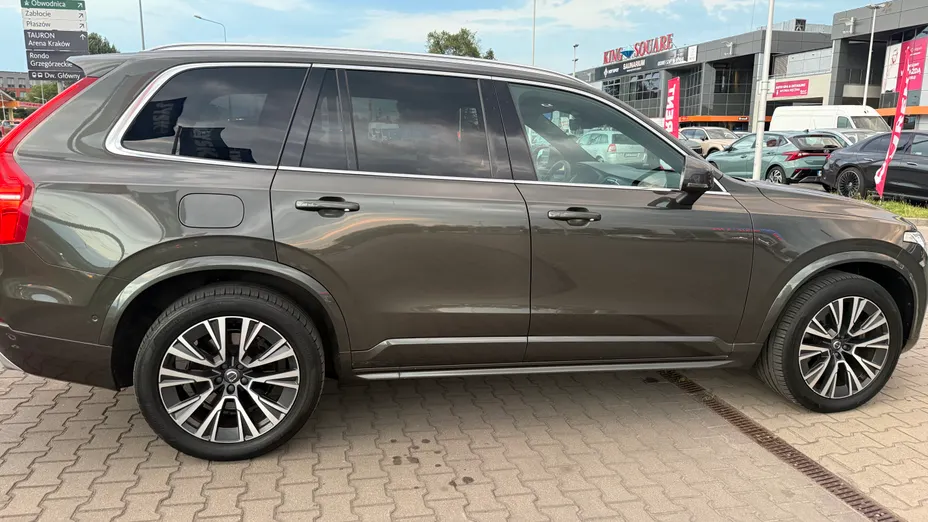 VOLVO XC90 -