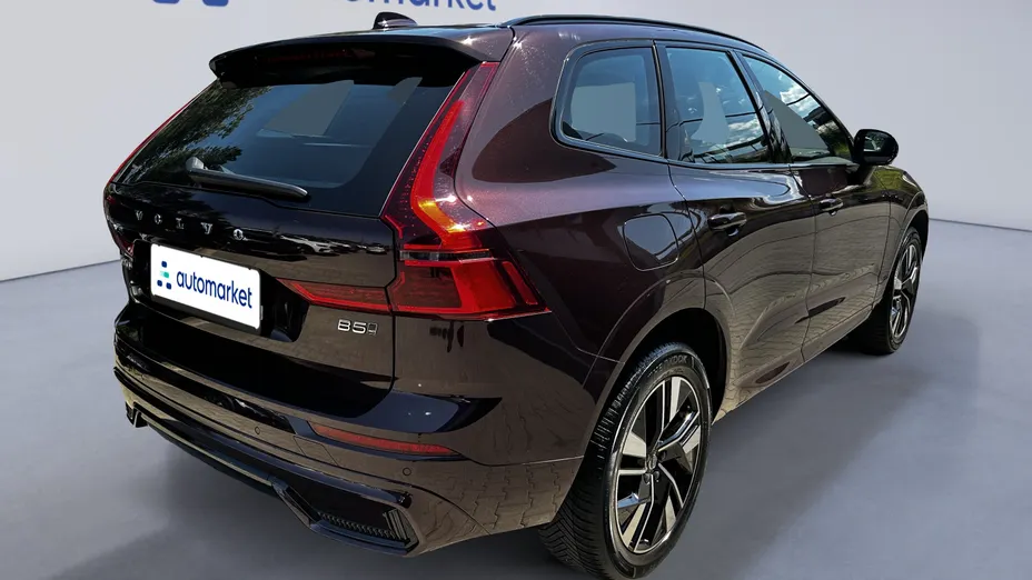 VOLVO XC60 XC60 B5 B AWD Plus Dark aut