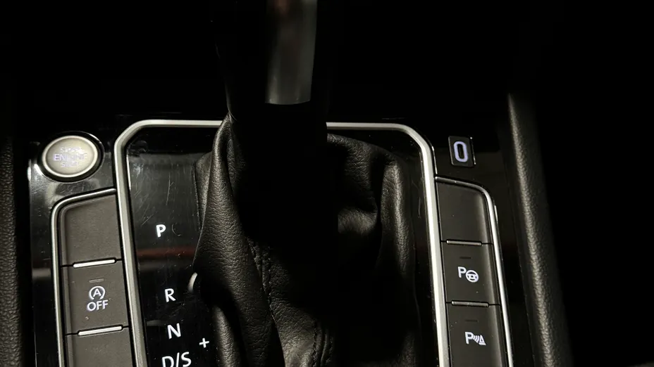 VOLKSWAGEN Passat Passat 2.0 TSI Business DSG